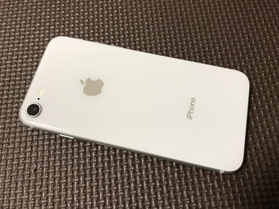 iPhone 8